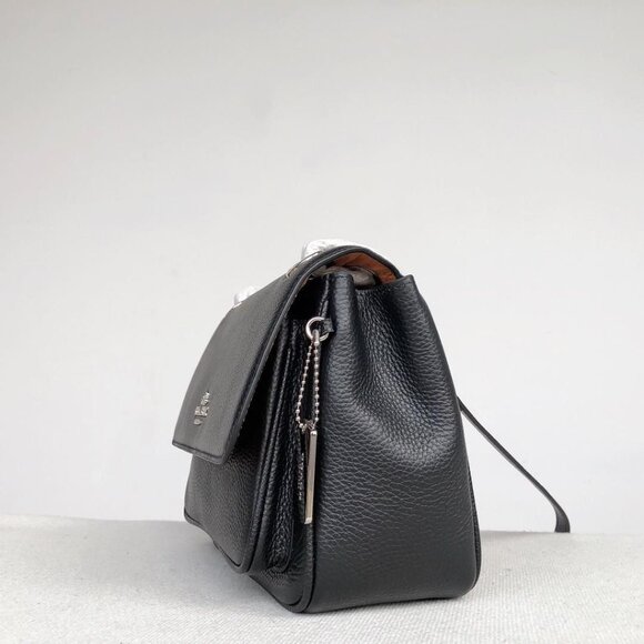 Pre-Owned COACH Klare Crossbody 25 w/Silver Chain in Black - Picture 5 of 15